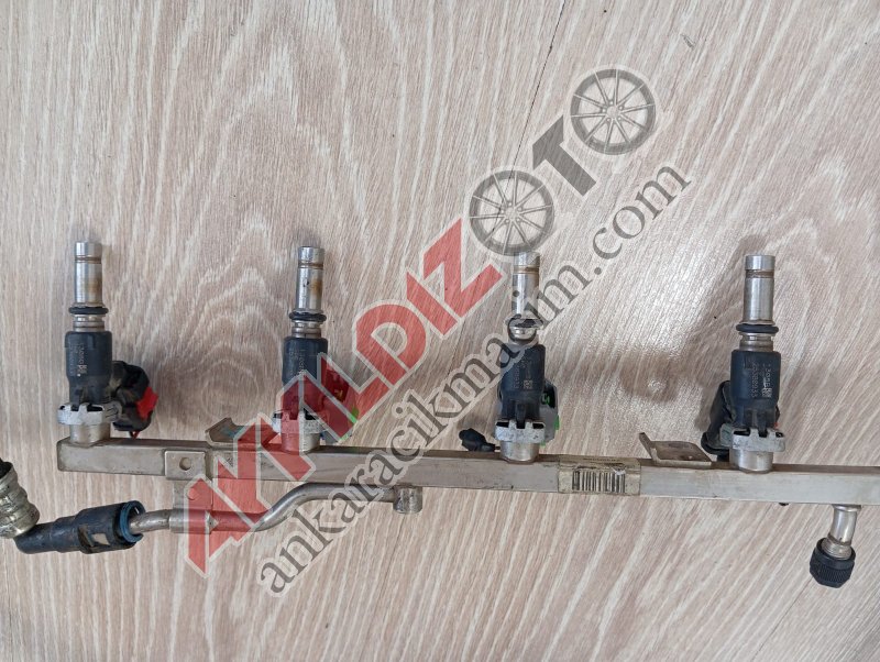 25380933 OPEL ASTRA J BENZİN ENJEKTÖRÜ 