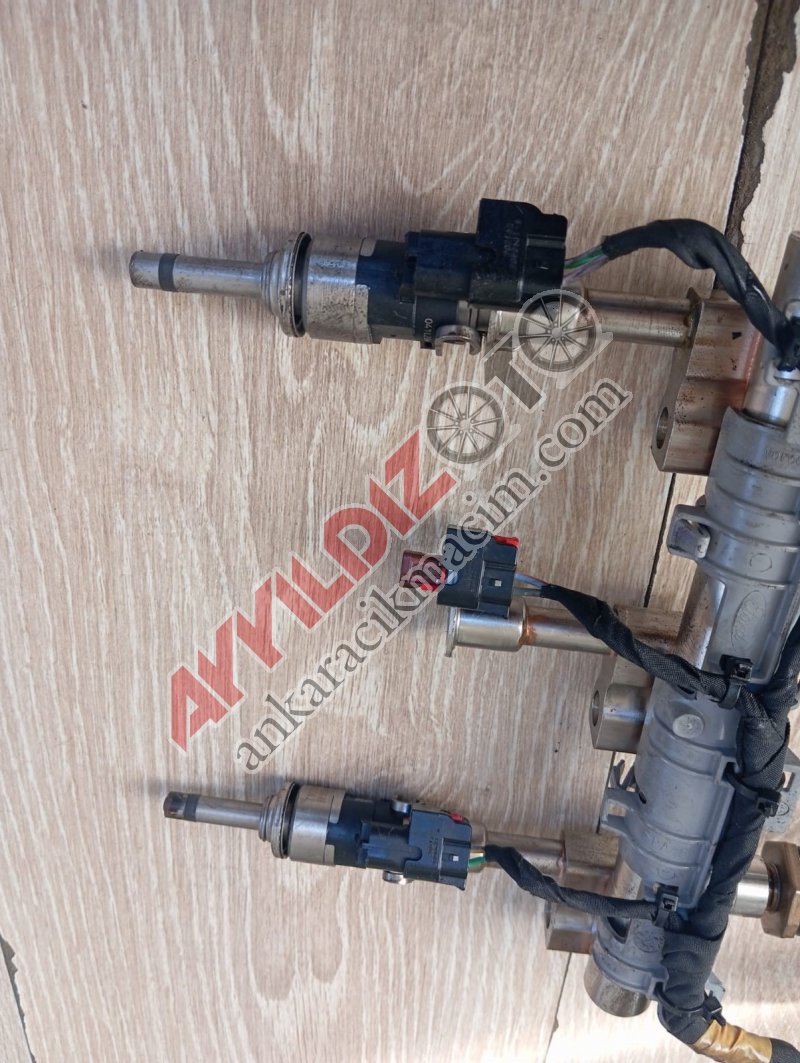 FORD FİESTA 1.0 BENZİN ENJEKTÖRÜ 